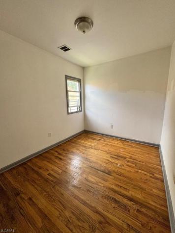 784 S. 19th Street Newark NJ 07103
