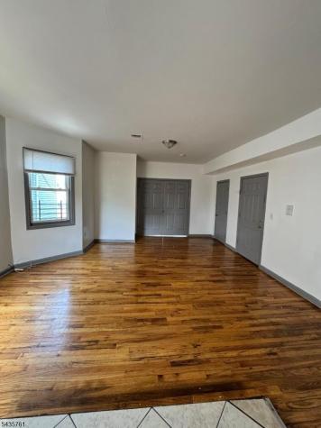 784 S. 19th Street Newark NJ 07103