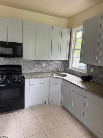 149 Scheerer Avenue Newark NJ 07112