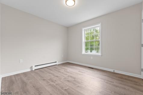 128 Big Piece Road Fairfield NJ 07004
