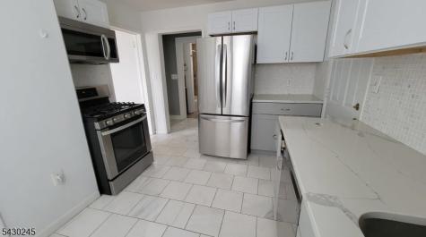 39 Alden Street Wallington NJ 07057