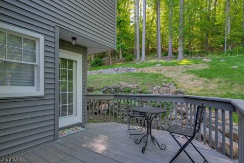 26 Woodland Road Mendham NJ 07926