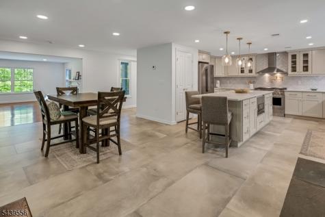 26 Woodland Road Mendham NJ 07926