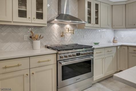 26 Woodland Road Mendham NJ 07926