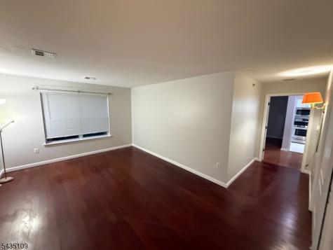 901 Stuyvesant - Unit 110 Union NJ 07083
