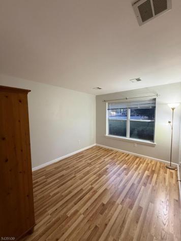 901 Stuyvesant - Unit 110 Union NJ 07083