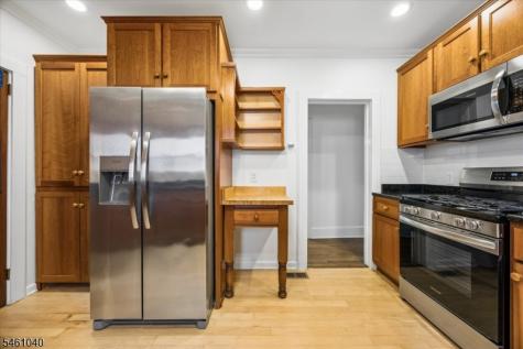 44 Walnut Crescent Montclair NJ 07042