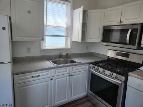 14 E Bidwell Avenue Jersey City NJ 07305