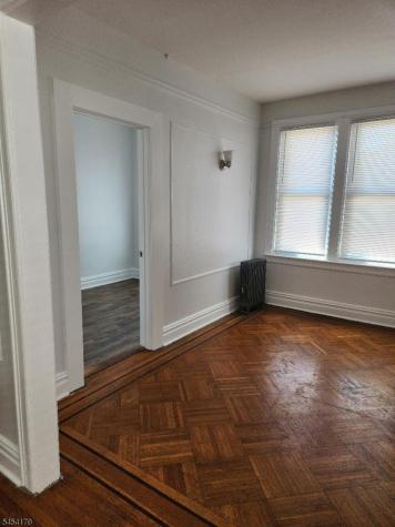 14 E Bidwell Avenue Jersey City NJ 07305
