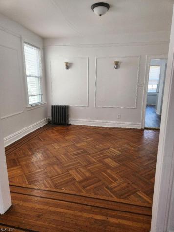 14 E Bidwell Avenue Jersey City NJ 07305