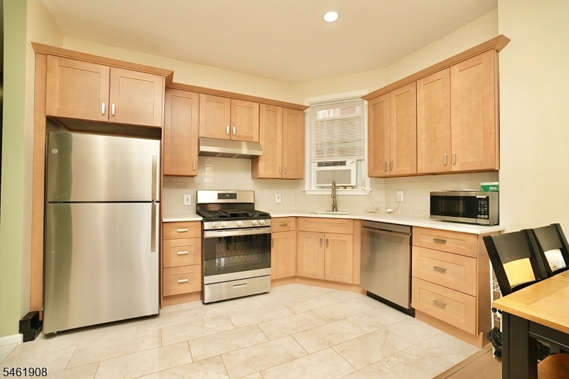 68 James Street Newark NJ 07102