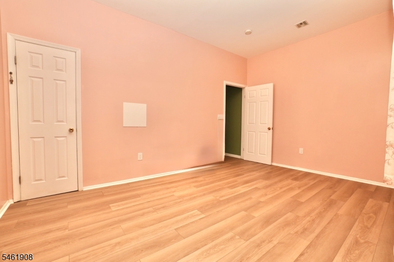 68 James Street Newark NJ 07102