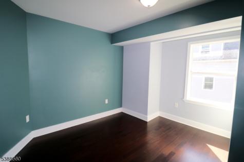 73 Franklin Terrace Irvington NJ 07111