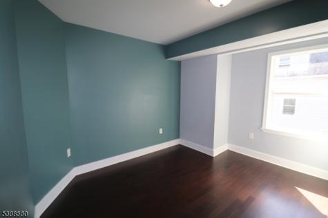 73 Franklin Terrace Irvington NJ 07111