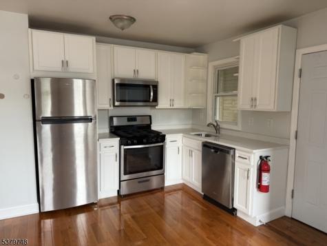 25 Pine Street Verona NJ 07044