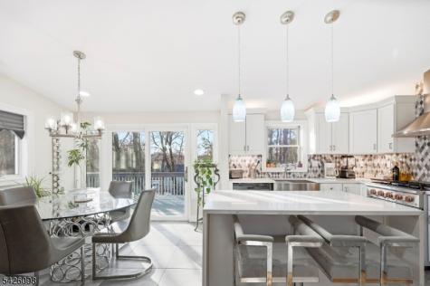 6 Ramsay Road West Milford NJ 07421