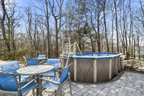 6 Ramsay Road West Milford NJ 07421