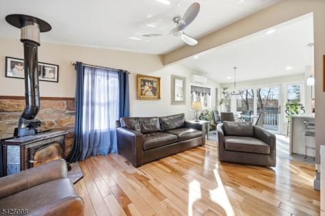 6 Ramsay Road West Milford NJ 07421