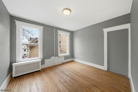 502 Stuyvesant Unit 2 Irvington NJ 07111