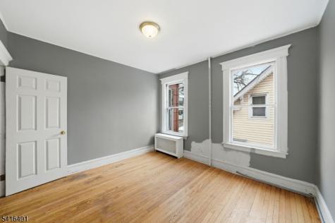 502 Stuyvesant Unit 2 Irvington NJ 07111
