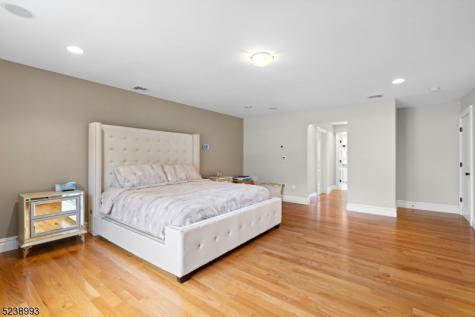 27 Ringwood Lane West Milford NJ 07421