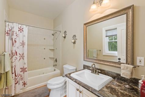 27 Ringwood Lane West Milford NJ 07421