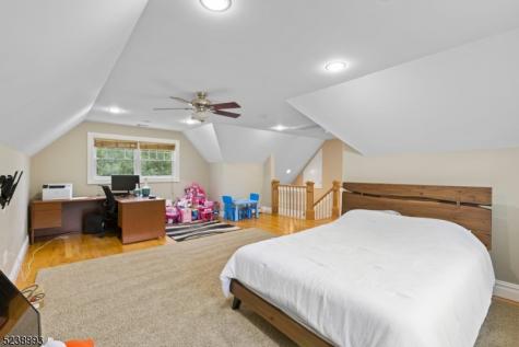 27 Ringwood Lane West Milford NJ 07421