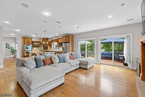 27 Ringwood Lane West Milford NJ 07421