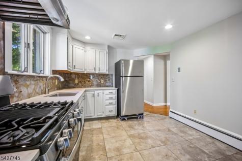 32 Center Street Bernardsville NJ 07924