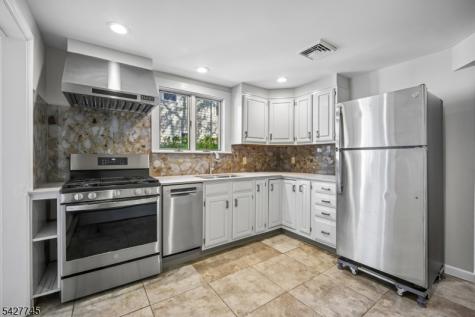 32 Center Street Bernardsville NJ 07924