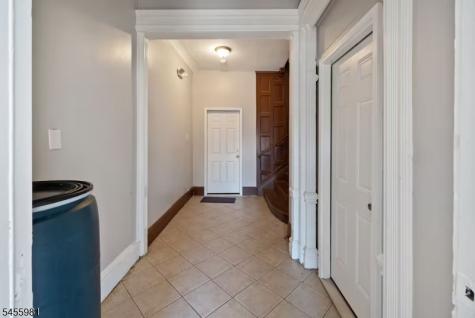 61 Washington Terrace East Orange NJ 07017