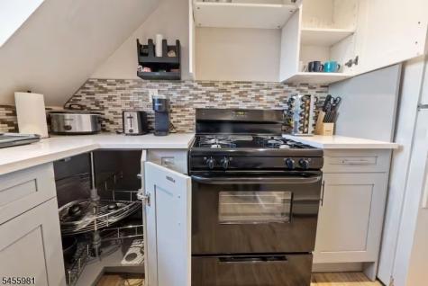 61 Washington Terrace East Orange NJ 07017