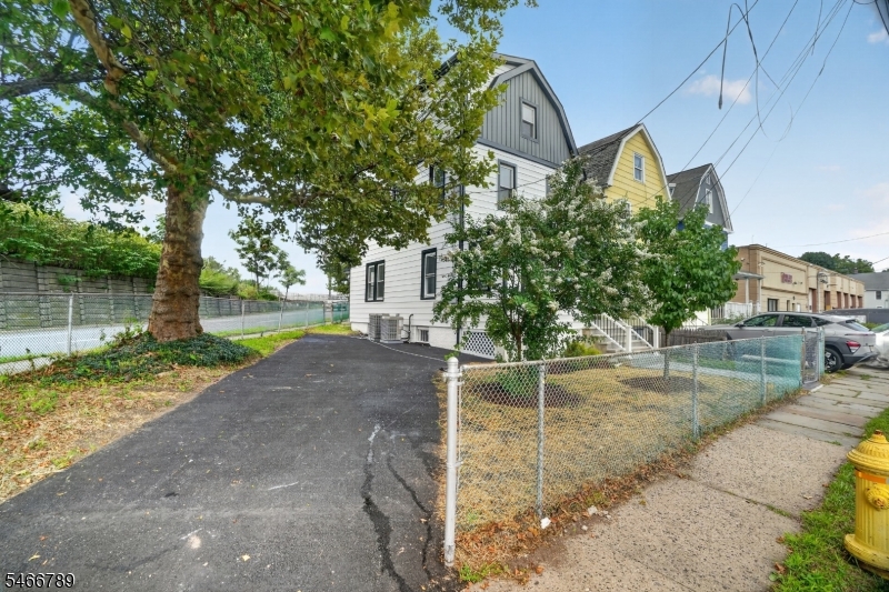 33 Race Street Bloomfield NJ 07003