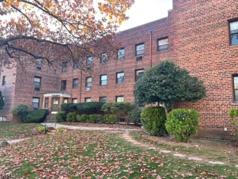 16 Roosevelt Place Montclair NJ 07042