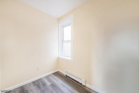 287 N 10th Street Newark NJ 07107