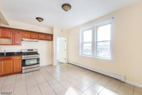 287 N 10th Street Newark NJ 07107