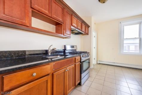 287 N 10th Street Newark NJ 07107
