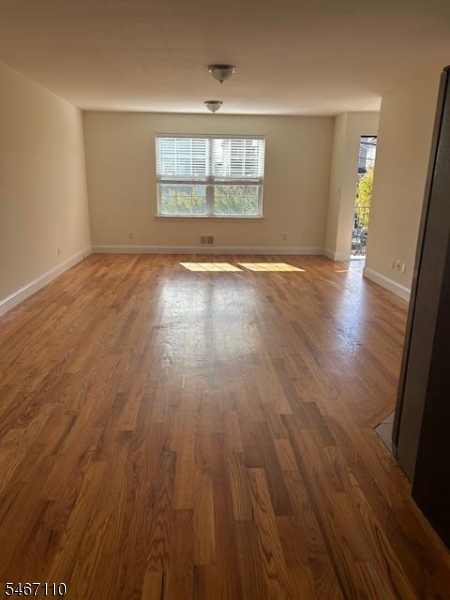 523 Broadway Elizabeth NJ 07206
