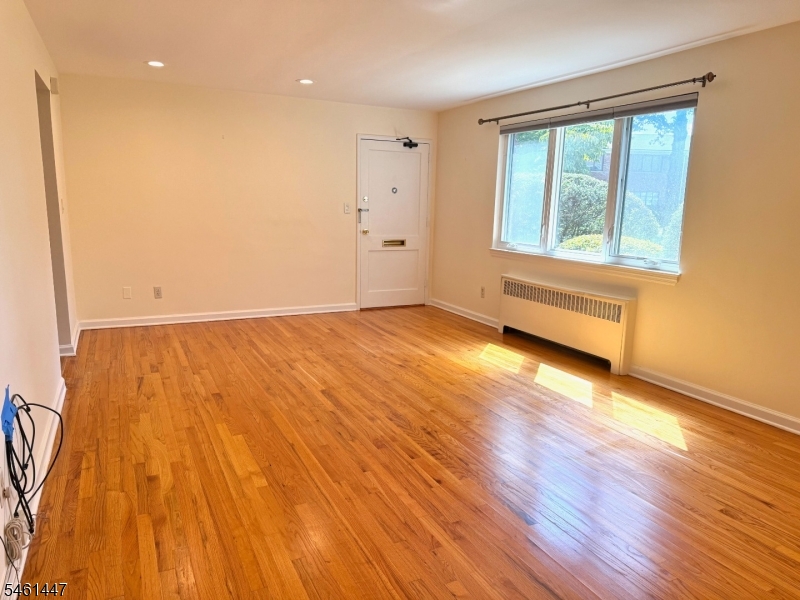 93 Troy Drive Springfield NJ 07081