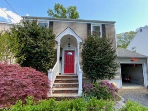 40 Amherst Place Livingston NJ 07039
