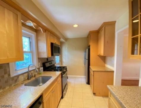 40 Amherst Place Livingston NJ 07039