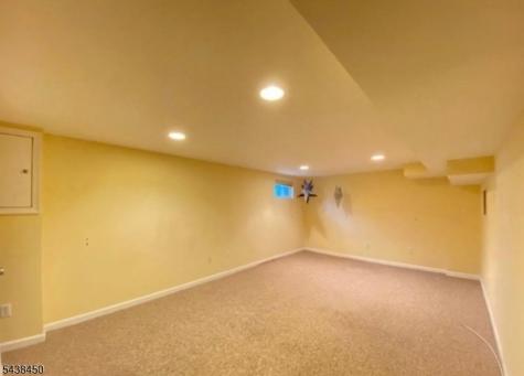 40 Amherst Place Livingston NJ 07039