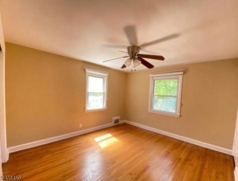 40 Amherst Place Livingston NJ 07039
