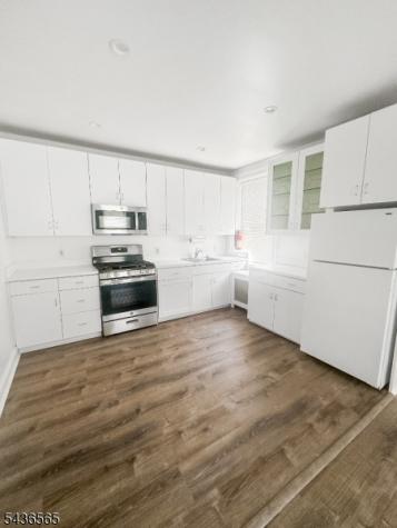 818 Summit Avenue River Edge NJ 07661