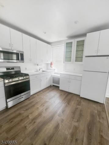 818 Summit Avenue River Edge NJ 07661