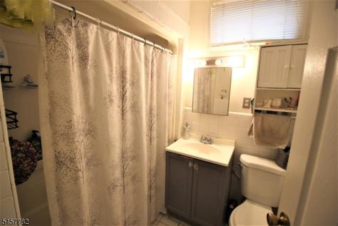 10 Rose Terrace West Orange NJ 07052
