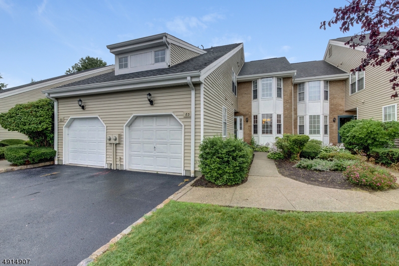 83 Leonardo Court West Orange NJ 07052