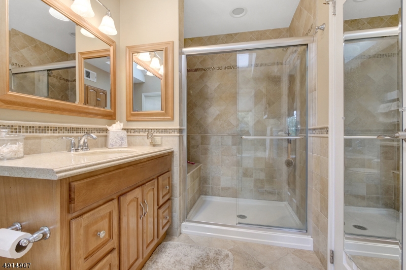 83 Leonardo Court West Orange NJ 07052
