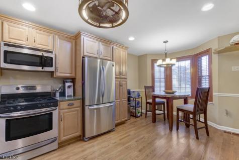 83 Leonardo Court West Orange NJ 07052