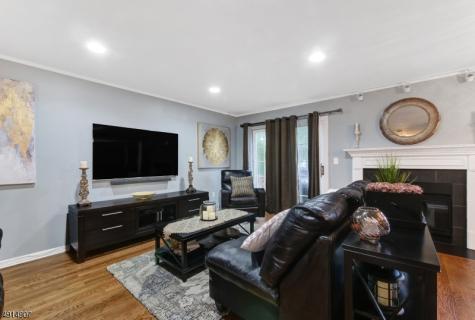 83 Leonardo Court West Orange NJ 07052